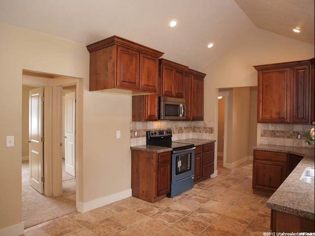 8830 S 280 E, Sandy, UT 84070 — photo 8