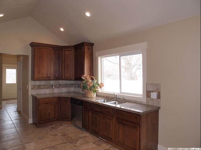 8830 S 280 E, Sandy, UT 84070 — photo 5