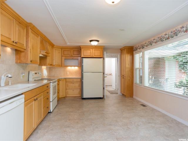 652 E 2850 N, North Ogden, UT 84414 — photo 7