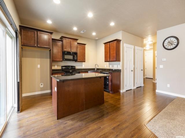 681 N 310 W, Centerville, UT 84014 — photo 6