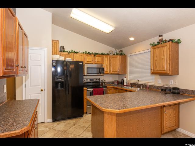 2477 W 1850 N, Clinton, UT 84015 — photo 11