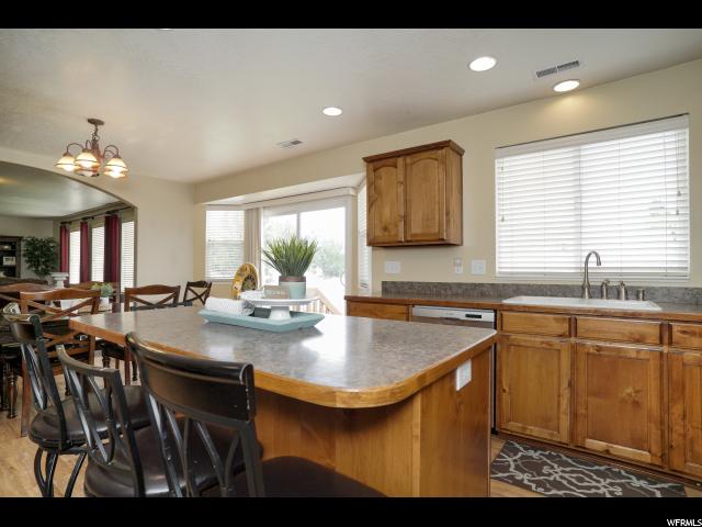 1986 N 2530 W, Clinton, UT 84015 — photo 6