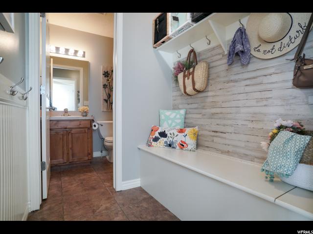 1986 N 2530 W, Clinton, UT 84015 — photo 3