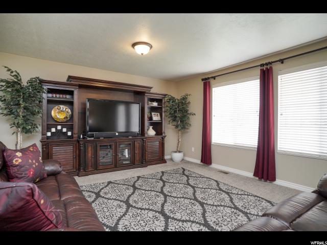 1986 N 2530 W, Clinton, UT 84015 — photo 8