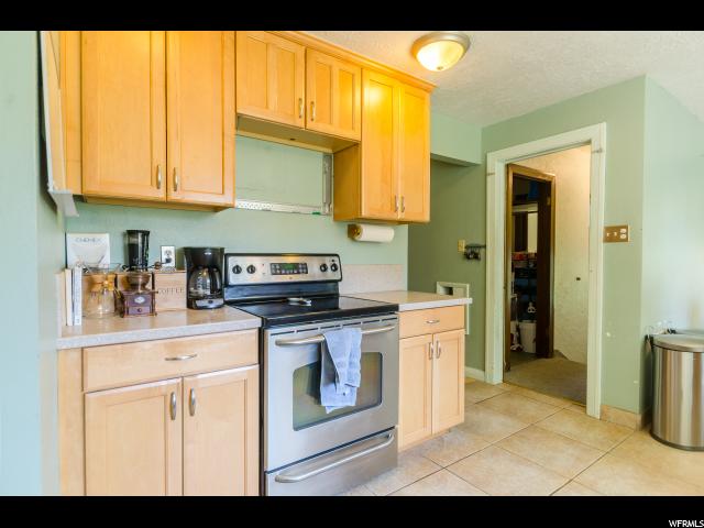 143 S 600 E, Hyrum, UT 84319 — photo 12