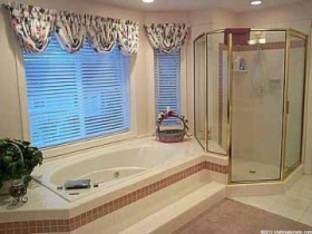 1639 Lakeview Dr, Bountiful, UT 84010 — photo 7