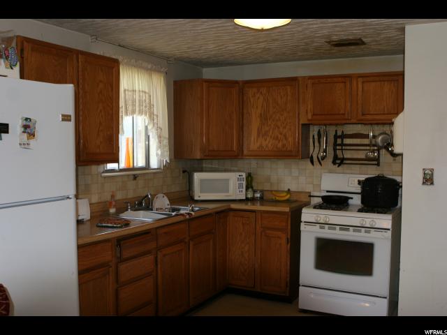 175 W 5000 S, Washington Terrace, UT 84405 — photo 9
