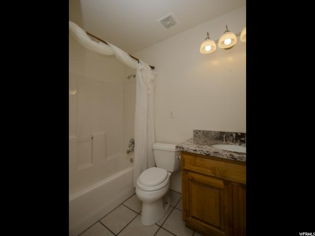 155 E Larsen Ln, Harrisville, UT 84404 — photo 9