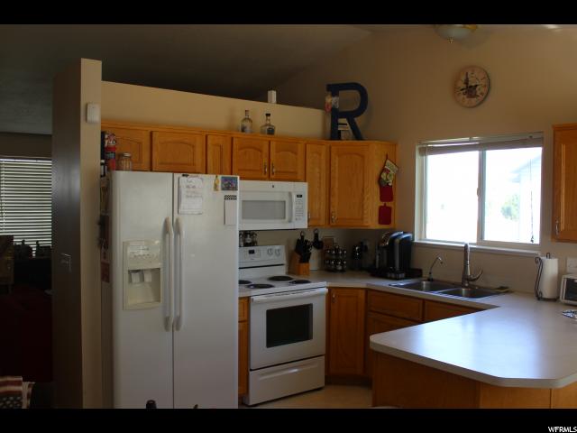 1404 N 780 W, Clinton, UT 84015 — photo 3