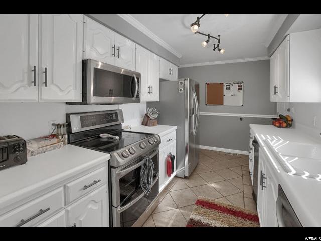 8895 S 540 E, Sandy, UT 84070 — photo 3