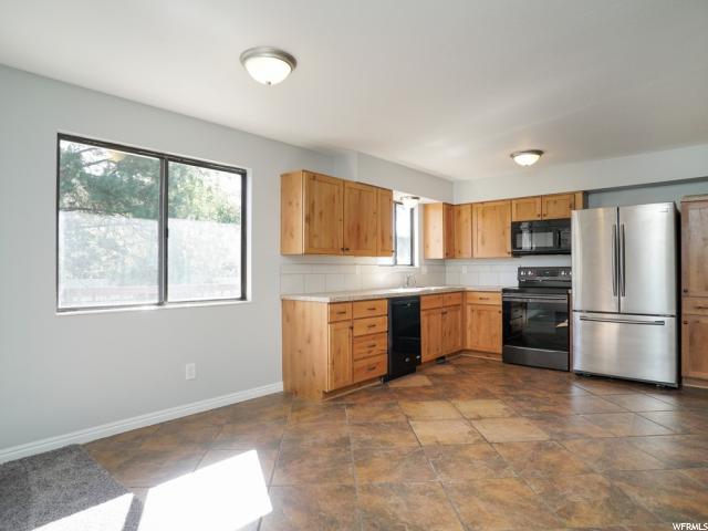 755 Barlow St, Clearfield, UT 84015 — photo 6
