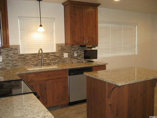 489 E 200 N, Price, UT 84501 — photo 5