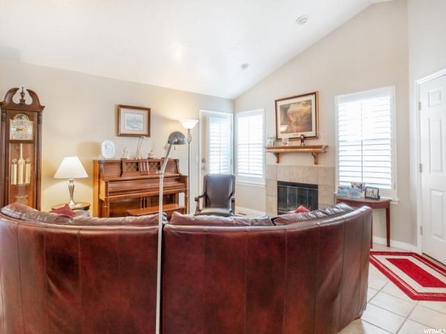 237 W 800 N, Bountiful, UT 84010 — photo 4