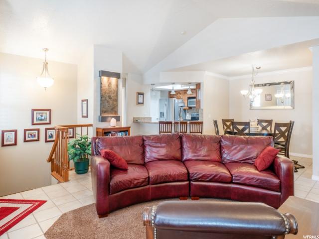 237 W 800 N, Bountiful, UT 84010 — photo 5