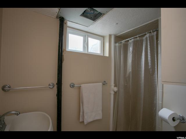 892 S 150 W, Bountiful, UT 84010 — photo 7