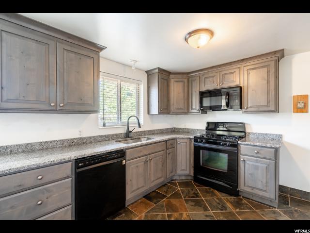 530 E 300 S, Clearfield, UT 84015 — photo 2
