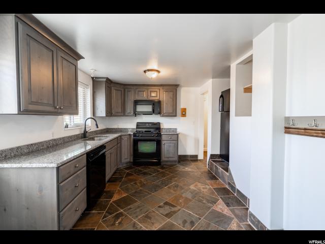 530 E 300 S, Clearfield, UT 84015 — photo 4