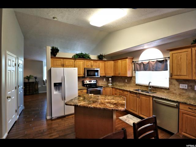 1623 E 2050 N, Layton, UT 84040 — photo 6