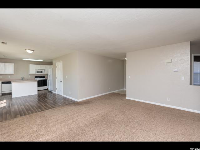 2179 W 2075 N, Clinton, UT 84015 — photo 3