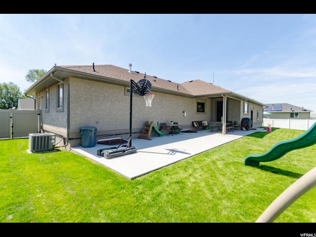 221 W 400 N, Hyde Park, UT 84318 — photo 4
