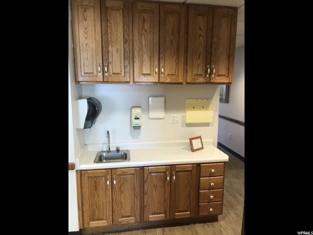 887 E Vine St, Murray, UT 84107 — photo 11