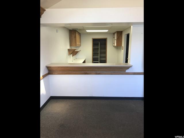 887 E Vine St, Murray, UT 84107 — photo 6