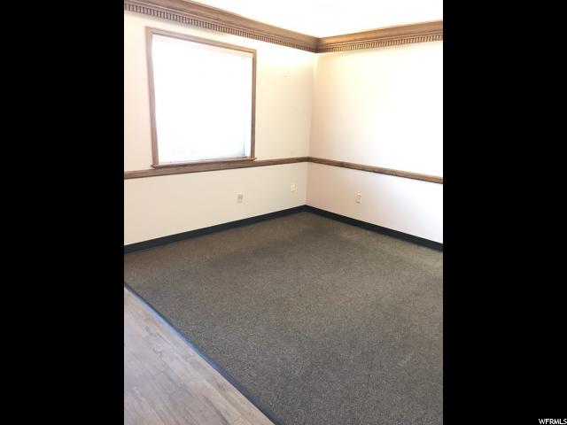 887 E Vine St, Murray, UT 84107 — photo 9