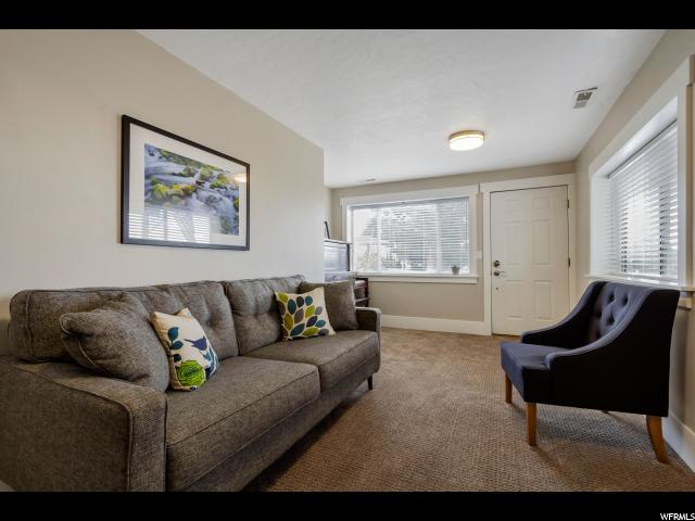 635 E 400 N, Centerville, UT 84014 — photo 6