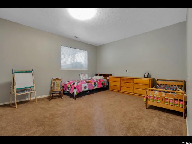 635 E 400 N, Centerville, UT 84014 — photo 12