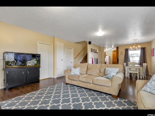 635 E 400 N, Centerville, UT 84014 — photo 2