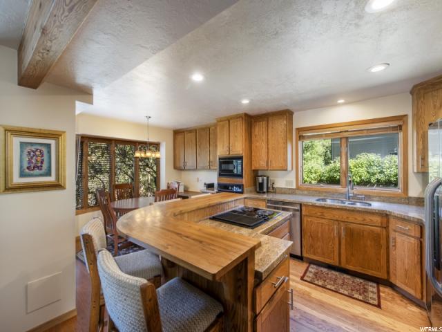 3285 E Ruskin Ct, Sandy, UT 84092 — photo 5