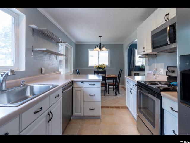 963 N 600 E, Bountiful, UT 84010 — photo 2