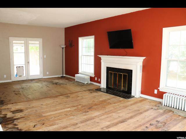 395 E Center St S, Logan, UT 84321 — photo 2