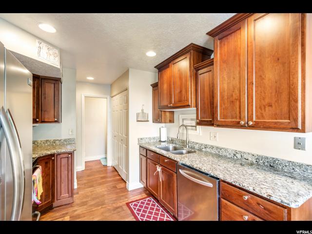 66 E 735 S, Centerville, UT 84014 — photo 4