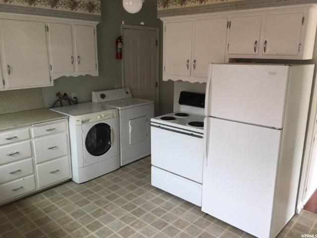 228 E 400 S, Vernal, UT 84078 — photo 4