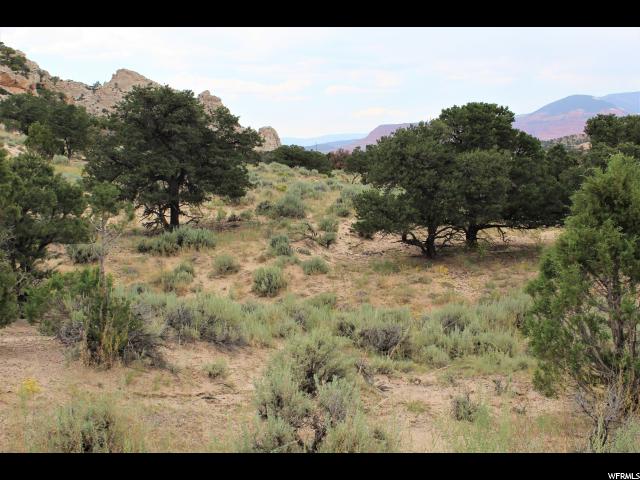 1200 S 1200 St E, Teasdale, UT 84773 — photo 5