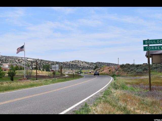 585 E 300 S, Escalante, UT 84726 — photo 5