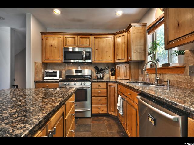 350 E Parkview Dr N, Summit Park, UT 84098 — photo 11