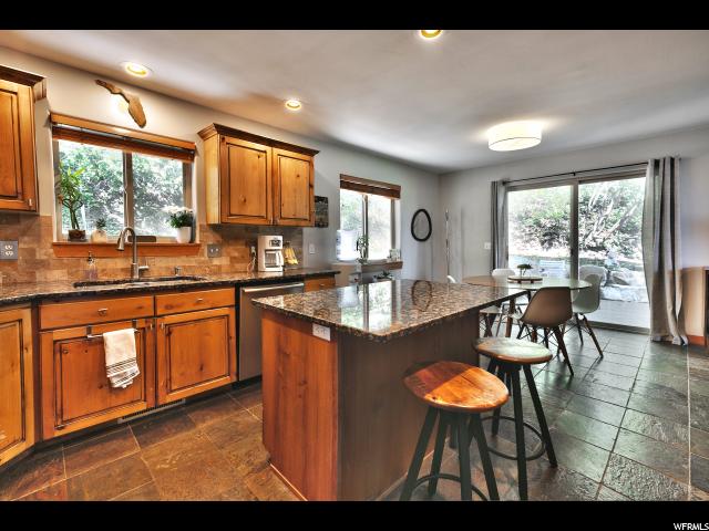 350 E Parkview Dr N, Summit Park, UT 84098 — photo 9