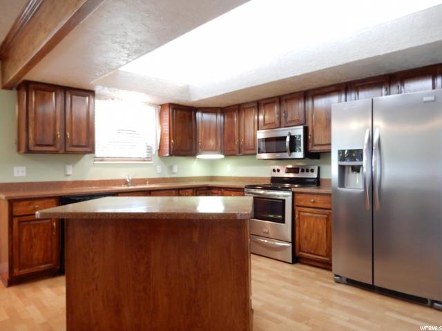980 N 500 W, Centerville, UT 84014 — photo 10