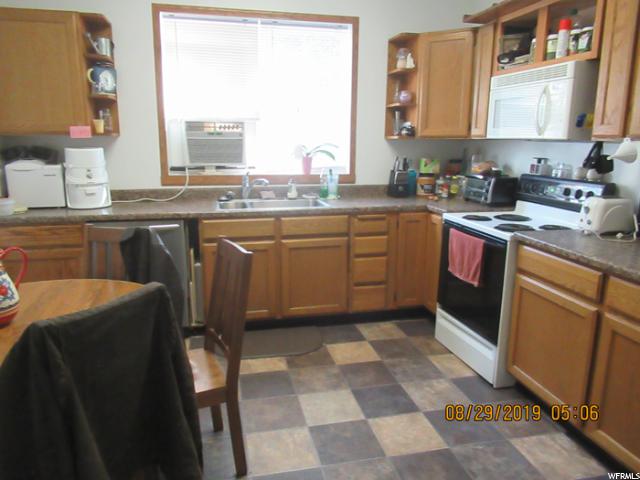 67 S 100 E, Smithfield, UT 84335 — photo 3