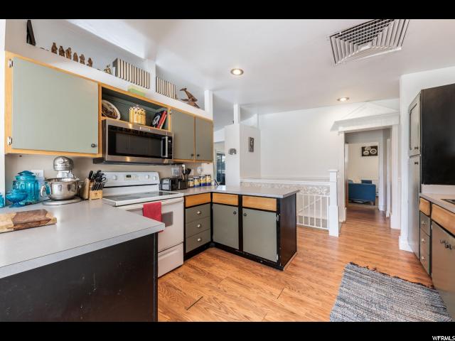 570 E 400 S, Centerville, UT 84014 — photo 12