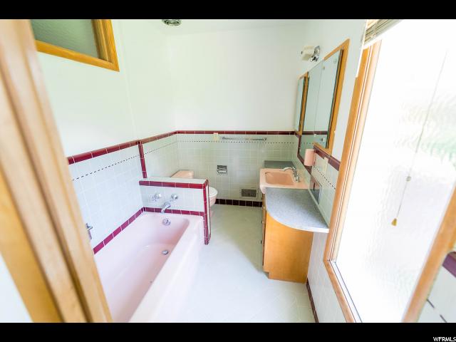 1655 Sunset Dr, Logan, UT 84321 — photo 12