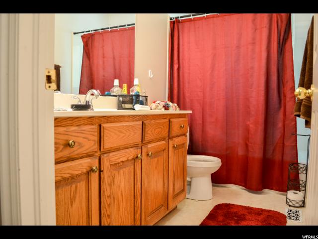 5581 S 3375 W, Roy, UT 84067 — photo 9