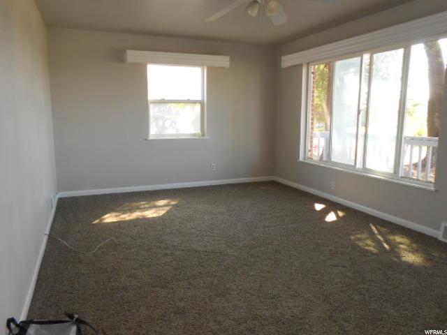 363 E Marilyn Dr, Clearfield, UT 84015 — photo 2