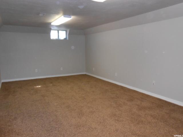 363 E Marilyn Dr, Clearfield, UT 84015 — photo 11
