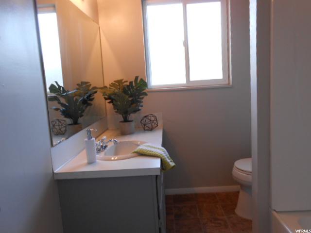 363 E Marilyn Dr, Clearfield, UT 84015 — photo 8