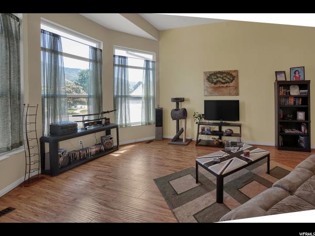 2255 N 2100 E, Layton, UT 84040 — photo 4