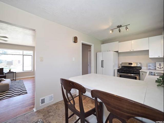 4662 S 300 E, Washington Terrace, UT 84405 — photo 8