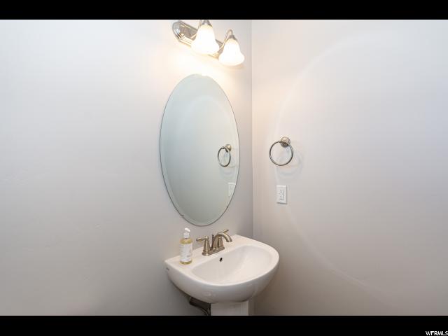 178 E Copper Cir N, Harrisville, UT 84404 — photo 10